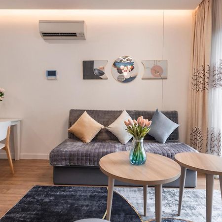 Republic Apartments Saigon Airport Cidade de Ho Chi Minh Exterior foto